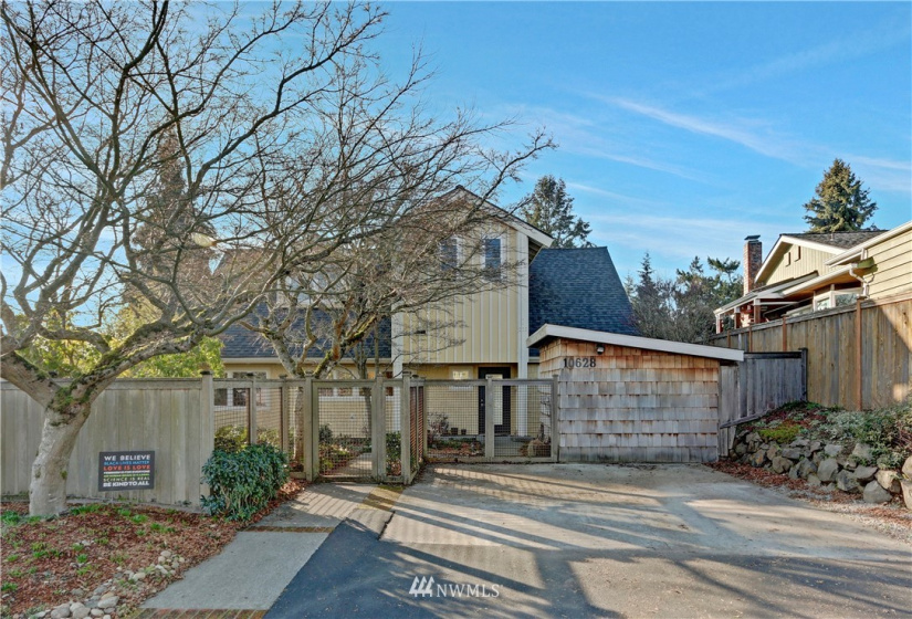 10628 Marine View, Seattle, Washington 98146, 3 Bedrooms Bedrooms, ,2 BathroomsBathrooms,Residential,For Sale,Marine View,NWM1882371