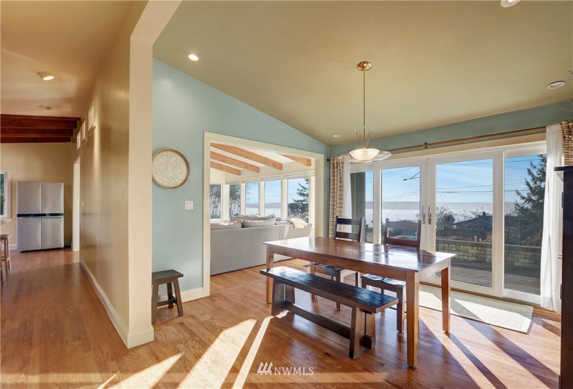 10628 Marine View, Seattle, Washington 98146, 3 Bedrooms Bedrooms, ,2 BathroomsBathrooms,Residential,For Sale,Marine View,NWM1882371