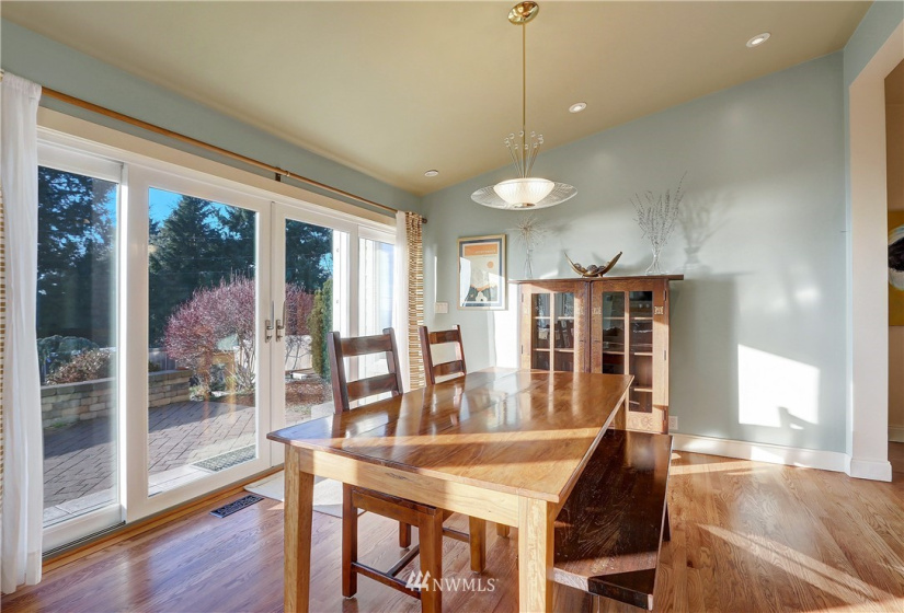 10628 Marine View, Seattle, Washington 98146, 3 Bedrooms Bedrooms, ,2 BathroomsBathrooms,Residential,For Sale,Marine View,NWM1882371