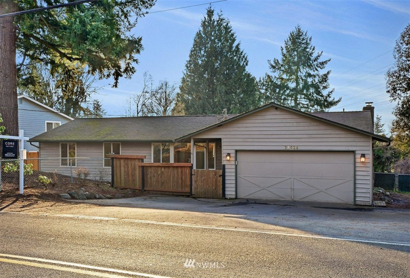 21024 Damson, Lynnwood, Washington 98036, 4 Bedrooms Bedrooms, ,1 BathroomBathrooms,Residential,For Sale,Damson,NWM1881638