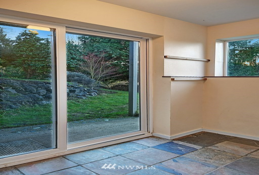 21024 Damson, Lynnwood, Washington 98036, 4 Bedrooms Bedrooms, ,1 BathroomBathrooms,Residential,For Sale,Damson,NWM1881638