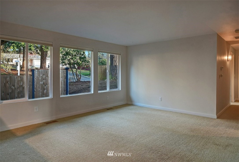 21024 Damson, Lynnwood, Washington 98036, 4 Bedrooms Bedrooms, ,1 BathroomBathrooms,Residential,For Sale,Damson,NWM1881638