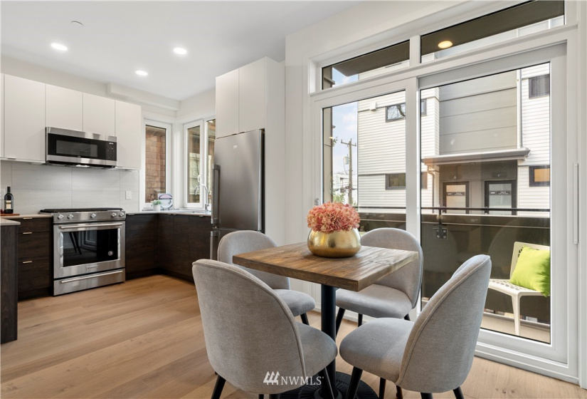 2615 Franklin, Seattle, Washington 98102, 2 Bedrooms Bedrooms, ,1 BathroomBathrooms,Residential,For Sale,EASTOWN LOFTS CONDOMINIUM,Franklin,NWM1882705