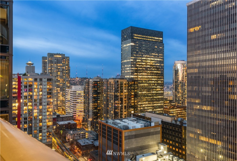 1920 4th, Seattle, Washington 98101, 2 Bedrooms Bedrooms, ,2 BathroomsBathrooms,Residential,For Sale,The Escala,4th,NWM1881934