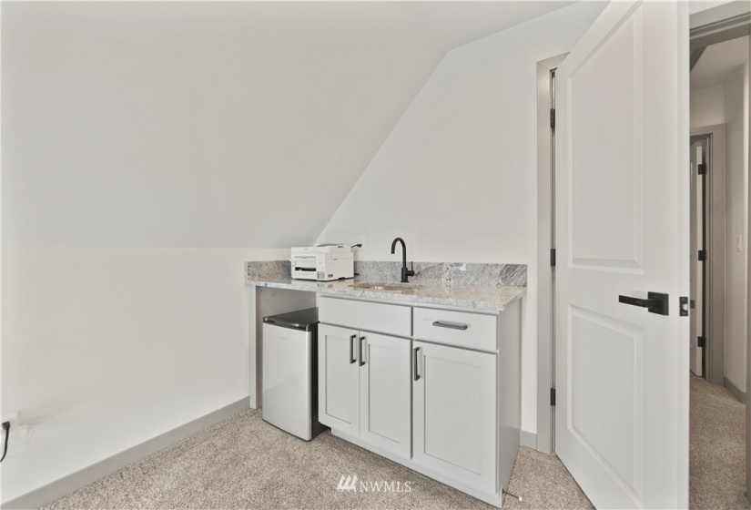 21311 268th Place NE, Arlington, Washington 98223, 3 Bedrooms Bedrooms, ,1 BathroomBathrooms,Residential,For Sale,Lake Riley Estates,268th Place NE,NWM1880804