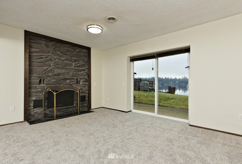 4314 Panther Lake, Bremerton, Washington 98312, 3 Bedrooms Bedrooms, ,2 BathroomsBathrooms,Residential,For Sale,Panther Lake,NWM1881396