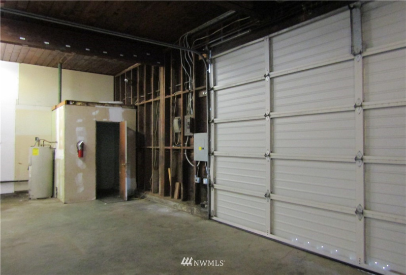 302 Lincoln, Hoquiam, Washington 98550, ,Commercial Sale,For Sale,Lincoln,NWM1881426