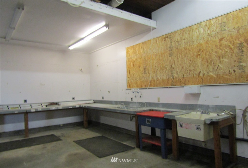 302 Lincoln, Hoquiam, Washington 98550, ,Commercial Sale,For Sale,Lincoln,NWM1881426