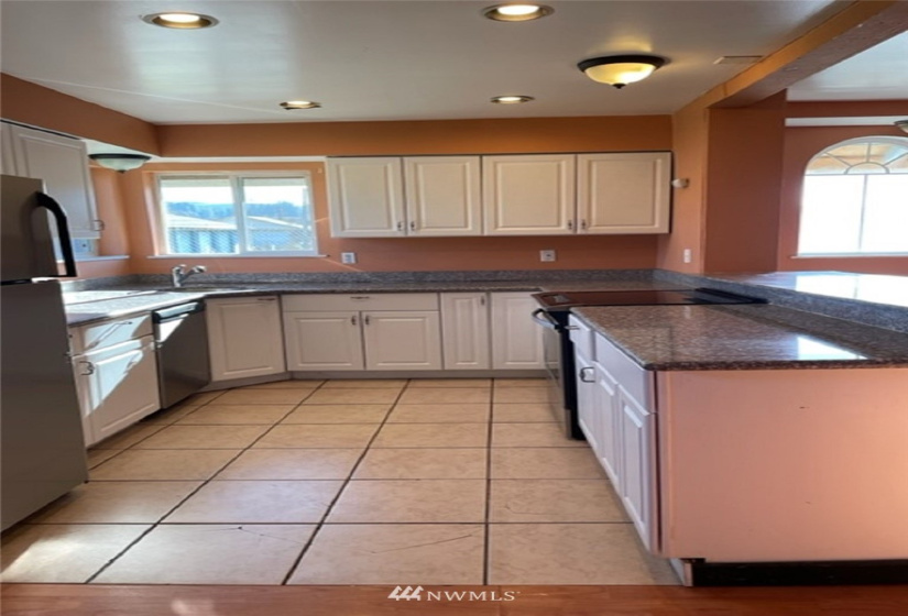 81 Elderberry, Forks, Washington 98331, 5 Bedrooms Bedrooms, ,2 BathroomsBathrooms,Residential,For Sale,Copeland's Second Addition,Elderberry,NWM1869026