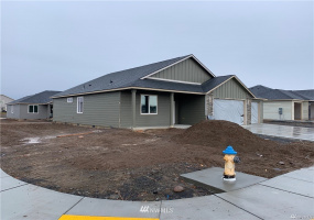 910 6th, Ephrata, Washington 98823, 3 Bedrooms Bedrooms, ,1 BathroomBathrooms,Residential,For Sale,Prairie Bluff Phase 3 B MP,6th,NWM1882969