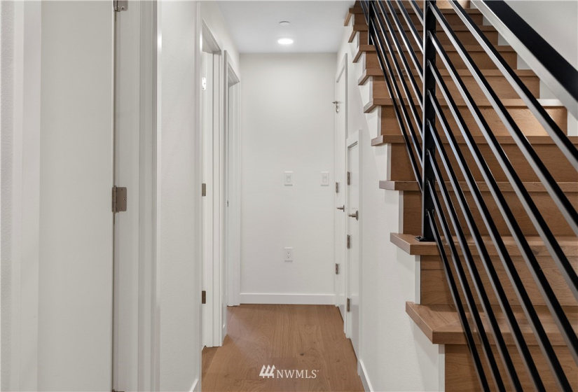 2615 Franklin, Seattle, Washington 98102, 2 Bedrooms Bedrooms, ,1 BathroomBathrooms,Residential,For Sale,EASTOWN LOFTS CONDOMINIUM,Franklin,NWM1882995