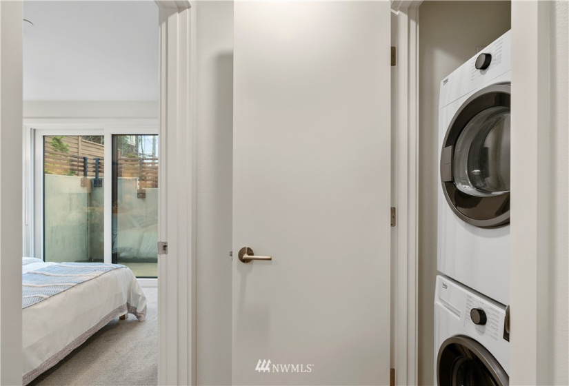 2615 Franklin, Seattle, Washington 98102, 2 Bedrooms Bedrooms, ,1 BathroomBathrooms,Residential,For Sale,EASTOWN LOFTS CONDOMINIUM,Franklin,NWM1882995