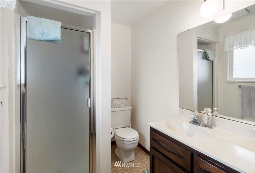 4912 200th, Spanaway, Washington 98387, 3 Bedrooms Bedrooms, ,2 BathroomsBathrooms,Residential,For Sale,200th,NWM1882993