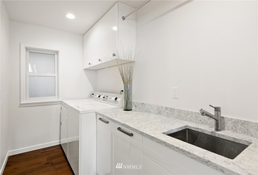 14151 State Route 106, Belfair, Washington 98528, 3 Bedrooms Bedrooms, ,1 BathroomBathrooms,Residential,For Sale,State Route 106,NWM1882094