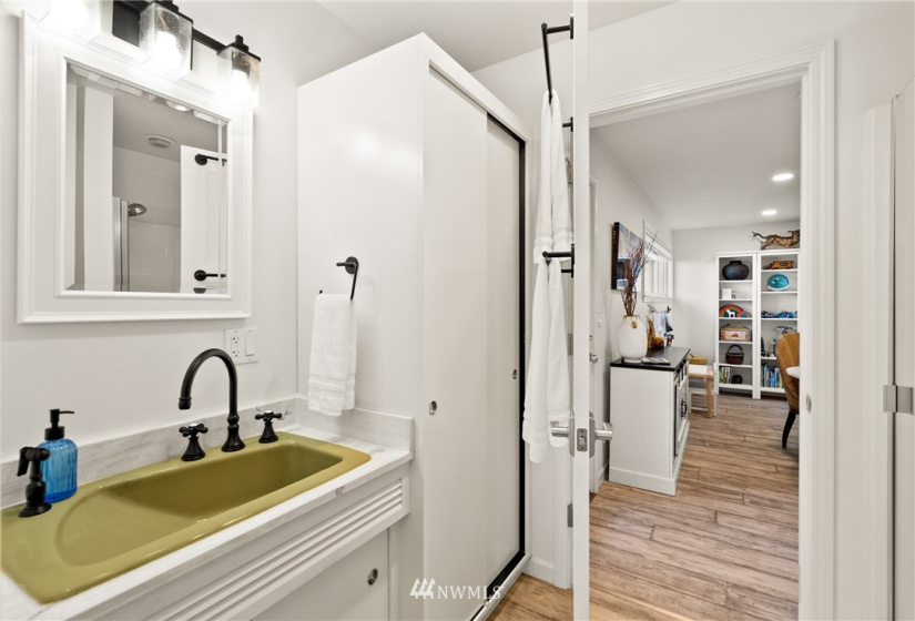 14151 State Route 106, Belfair, Washington 98528, 3 Bedrooms Bedrooms, ,1 BathroomBathrooms,Residential,For Sale,State Route 106,NWM1882094