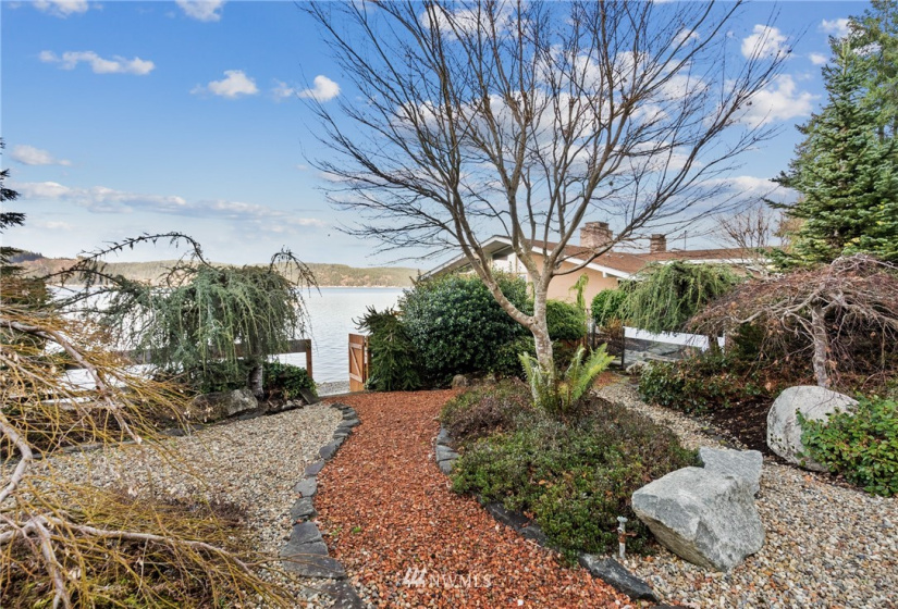 14151 State Route 106, Belfair, Washington 98528, 3 Bedrooms Bedrooms, ,1 BathroomBathrooms,Residential,For Sale,State Route 106,NWM1882094