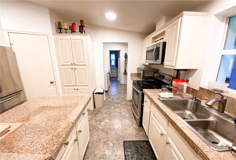 18629 96th, Stanwood, Washington 98292, 4 Bedrooms Bedrooms, ,2 BathroomsBathrooms,Residential,For Sale,96th,NWM1883076