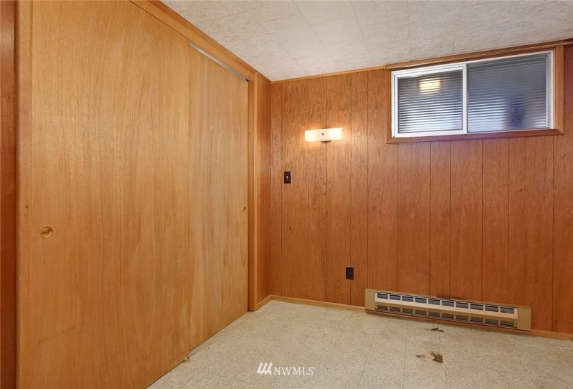 5838 17th, Seattle, Washington 98108, 5 Bedrooms Bedrooms, ,2 BathroomsBathrooms,Residential,For Sale,17th,NWM1882543