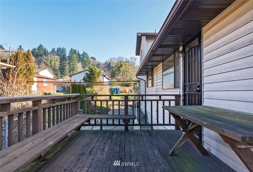 5838 17th, Seattle, Washington 98108, 5 Bedrooms Bedrooms, ,2 BathroomsBathrooms,Residential,For Sale,17th,NWM1882543