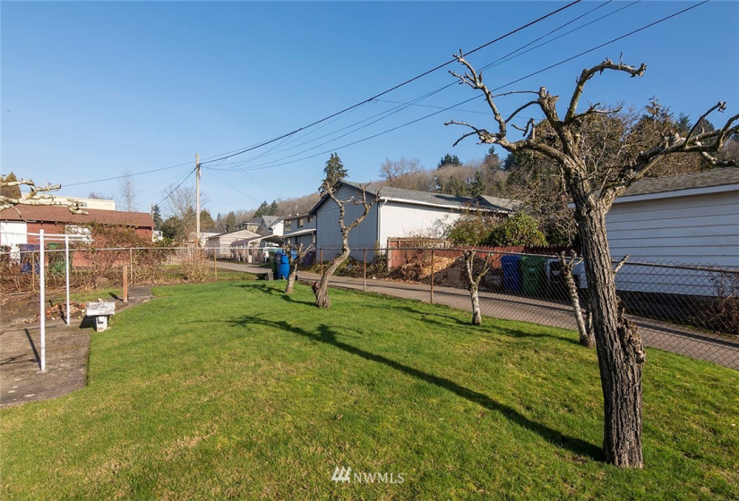 5838 17th, Seattle, Washington 98108, 5 Bedrooms Bedrooms, ,2 BathroomsBathrooms,Residential,For Sale,17th,NWM1882543