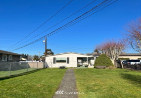 1415 8th, Marysville, Washington 98270, 1 Bedroom Bedrooms, ,1 BathroomBathrooms,Residential,For Sale,8th,NWM1882984