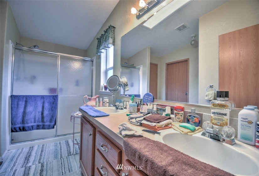 2323 44th, Tumwater, Washington 98512, 3 Bedrooms Bedrooms, ,2 BathroomsBathrooms,Manufactured In Park,For Sale,44th,NWM1883110