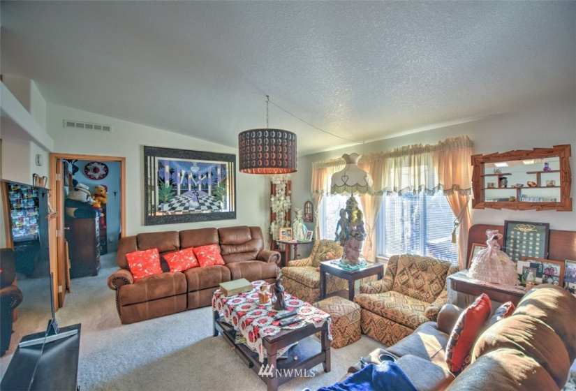 2323 44th, Tumwater, Washington 98512, 3 Bedrooms Bedrooms, ,2 BathroomsBathrooms,Manufactured In Park,For Sale,44th,NWM1883110