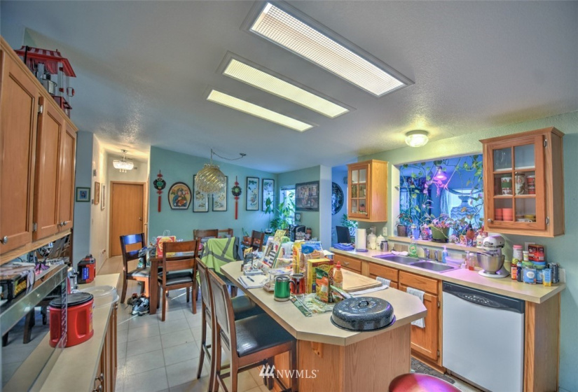 2323 44th, Tumwater, Washington 98512, 3 Bedrooms Bedrooms, ,2 BathroomsBathrooms,Manufactured In Park,For Sale,44th,NWM1883110