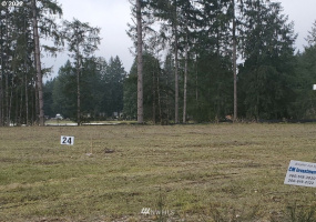 105 Andrew, Castle Rock, Washington 98611, 4 Bedrooms Bedrooms, ,2 BathroomsBathrooms,Residential,For Sale,Andrew,NWM1882425