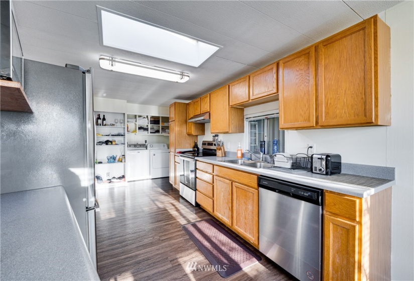 2208 Dublin, Anacortes, Washington 98221, 2 Bedrooms Bedrooms, ,1 BathroomBathrooms,Residential,For Sale,Skyline No 6,Dublin,NWM1882266