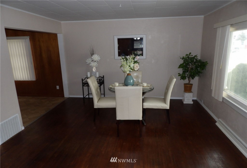 404 2nd, Ritzville, Washington 99169, 3 Bedrooms Bedrooms, ,1 BathroomBathrooms,Residential,For Sale,Original Ritzville,2nd,NWM1883129