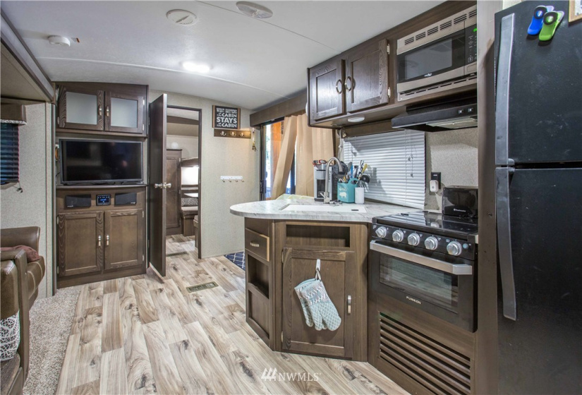 114 4 Christmas Tree, Deming, Washington 98266, 1 Bedroom Bedrooms, ,Residential,For Sale,The Glen at Maple Falls,Christmas Tree,NWM1883122