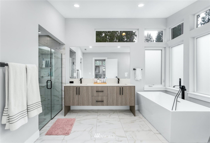 220 228th, Bothell, Washington 98021, 4 Bedrooms Bedrooms, ,2 BathroomsBathrooms,Residential Lease,For Rent,Kenmore Heights,228th,NWM1882044