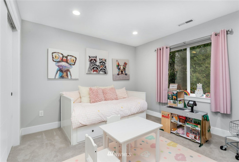 220 228th, Bothell, Washington 98021, 4 Bedrooms Bedrooms, ,2 BathroomsBathrooms,Residential Lease,For Rent,Kenmore Heights,228th,NWM1882044