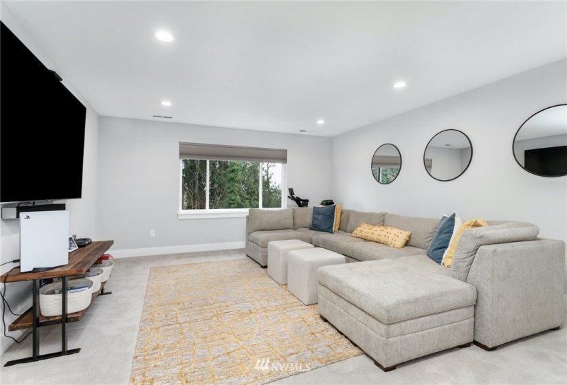 220 228th, Bothell, Washington 98021, 4 Bedrooms Bedrooms, ,2 BathroomsBathrooms,Residential Lease,For Rent,Kenmore Heights,228th,NWM1882044