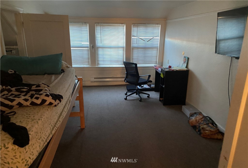 1208 1210 S Grant, Tacoma, Washington 98405, ,Residential Income,For Sale,1210 S Grant,NWM1880375