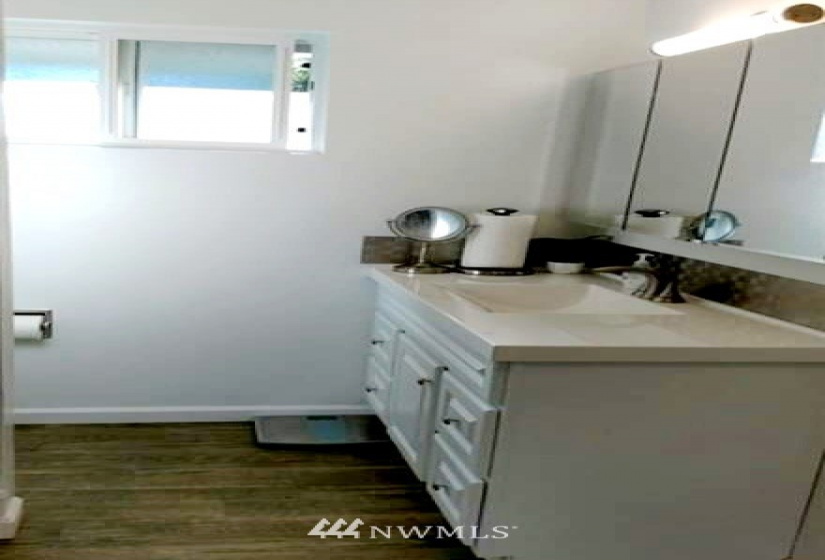 517 6th, McCleary, Washington 98557, 3 Bedrooms Bedrooms, ,1 BathroomBathrooms,Residential,For Sale,6th,NWM1883301