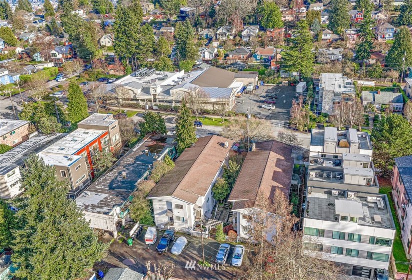 3825 34th, Seattle, Washington 98199, ,Residential Income,For Sale,34th,NWM1882339