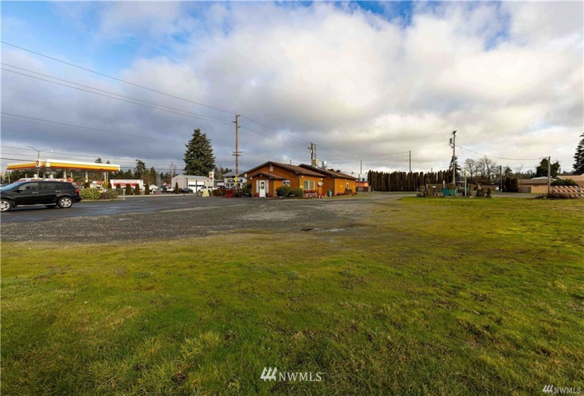 202 Binghampton, Rainier, Washington 98576, ,Commercial Sale,For Sale,Binghampton,NWM1881988
