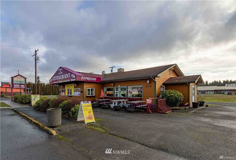 202 Binghampton, Rainier, Washington 98576, ,Commercial Sale,For Sale,Binghampton,NWM1881988