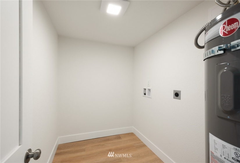 691 Kamilche, Shelton, Washington 98584, 3 Bedrooms Bedrooms, ,1 BathroomBathrooms,Residential,For Sale,Kamilche,NWM1883002