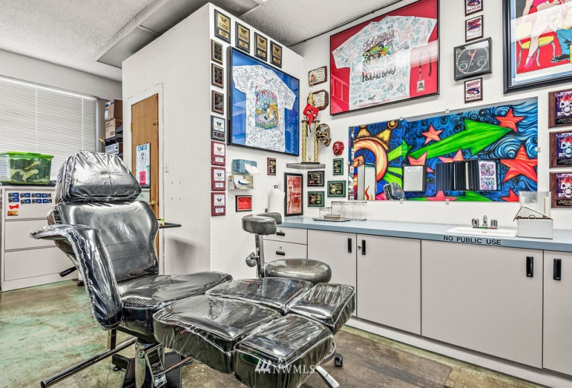 1411 14th, Longview, Washington 98632, ,Commercial Sale,For Sale,14th,NWM1883383