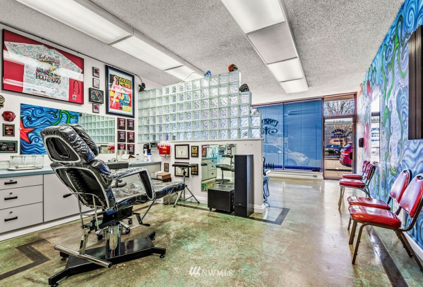 1411 14th, Longview, Washington 98632, ,Commercial Sale,For Sale,14th,NWM1883383