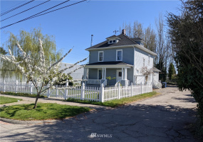 212 45th Street, Tacoma, Washington 98418, 4 Bedrooms Bedrooms, ,Residential,For Sale,Nordberg Short Plot,45th Street,NWM1883408