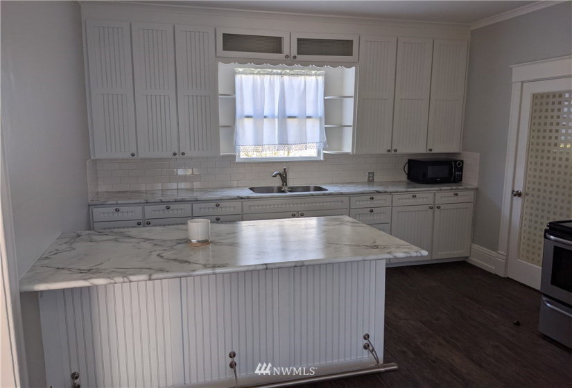 212 45th Street, Tacoma, Washington 98418, 4 Bedrooms Bedrooms, ,Residential,For Sale,Nordberg Short Plot,45th Street,NWM1883408