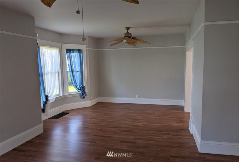 212 45th Street, Tacoma, Washington 98418, 4 Bedrooms Bedrooms, ,Residential,For Sale,Nordberg Short Plot,45th Street,NWM1883408