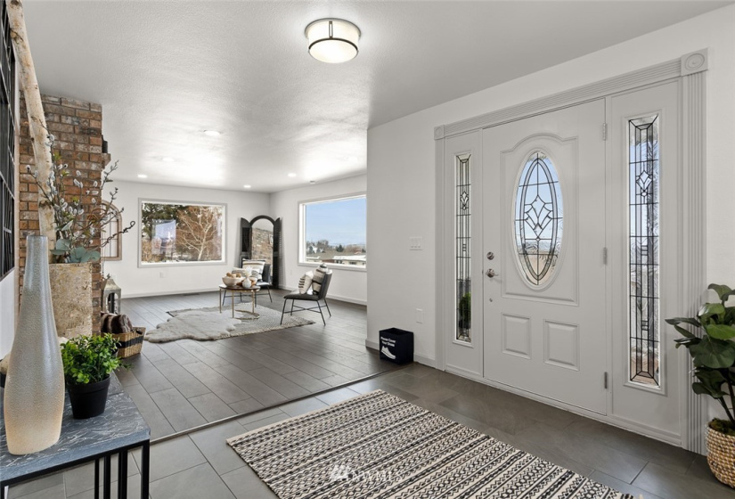 8711 Juanita, Yakima, Washington 98908, 4 Bedrooms Bedrooms, ,1 BathroomBathrooms,Residential,For Sale,Juanita,NWM1883218