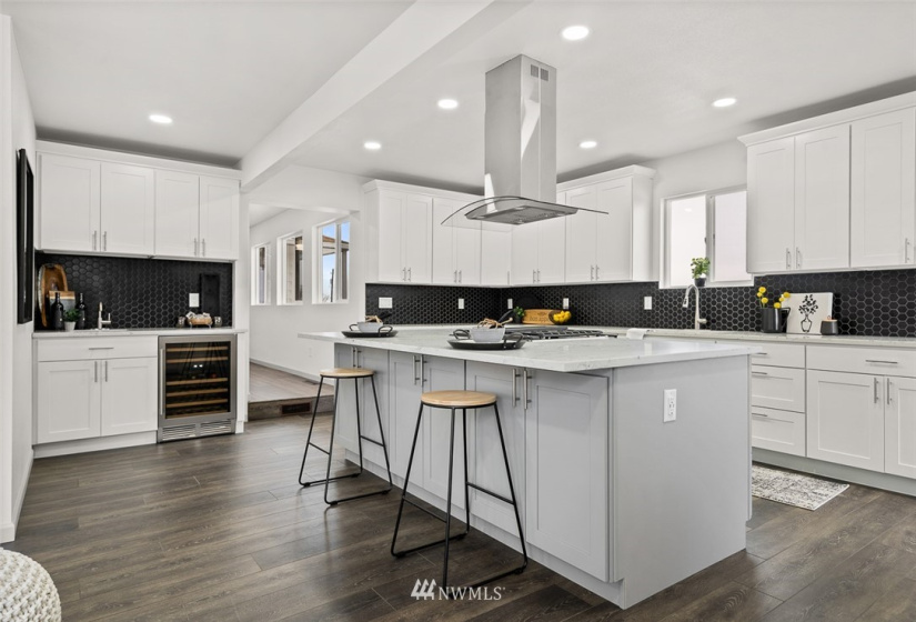 8711 Juanita, Yakima, Washington 98908, 4 Bedrooms Bedrooms, ,1 BathroomBathrooms,Residential,For Sale,Juanita,NWM1883218