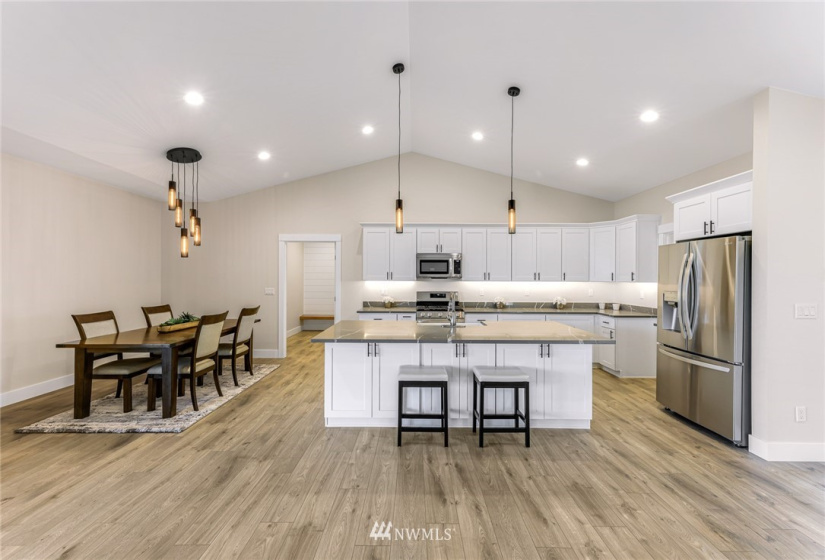 1725 Aaron, Lynden, Washington 98264, 3 Bedrooms Bedrooms, ,2 BathroomsBathrooms,Residential,For Sale,Berryman Estates,Aaron,NWM1881755