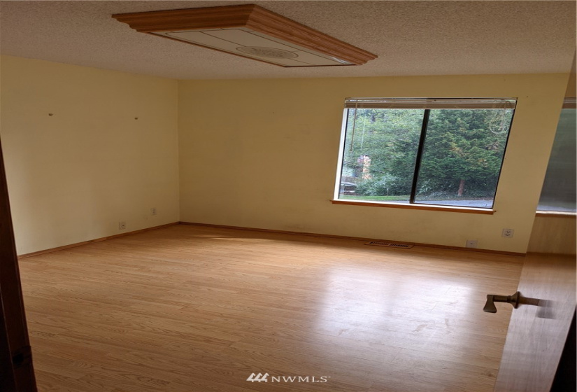 29319 12th Pl S, Federal Way, Washington 98003, 4 Bedrooms Bedrooms, ,2 BathroomsBathrooms,Residential,For Sale,Marlbrook Div. 1,12th Pl S,NWM1883489